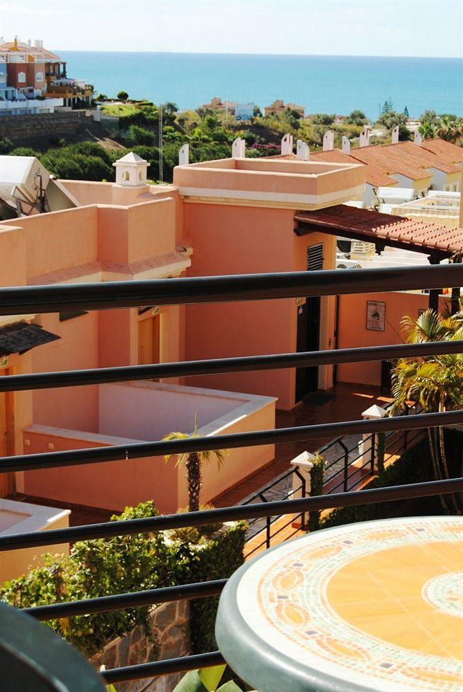 Apartamentos Turisticos Anoreta รินกอนเดลาวิกตอเรีย ภายนอก รูปภาพ